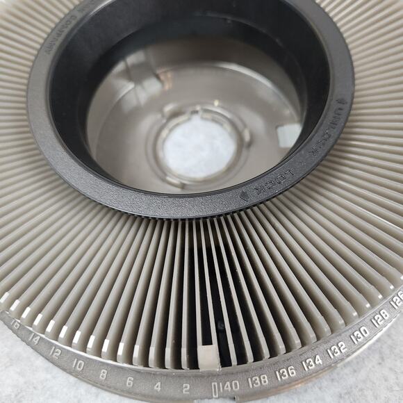 Vintage Kodak Carousel Transvue 140 Slide Tray Set of 2 Trays each in own box - Picture 3 of 16